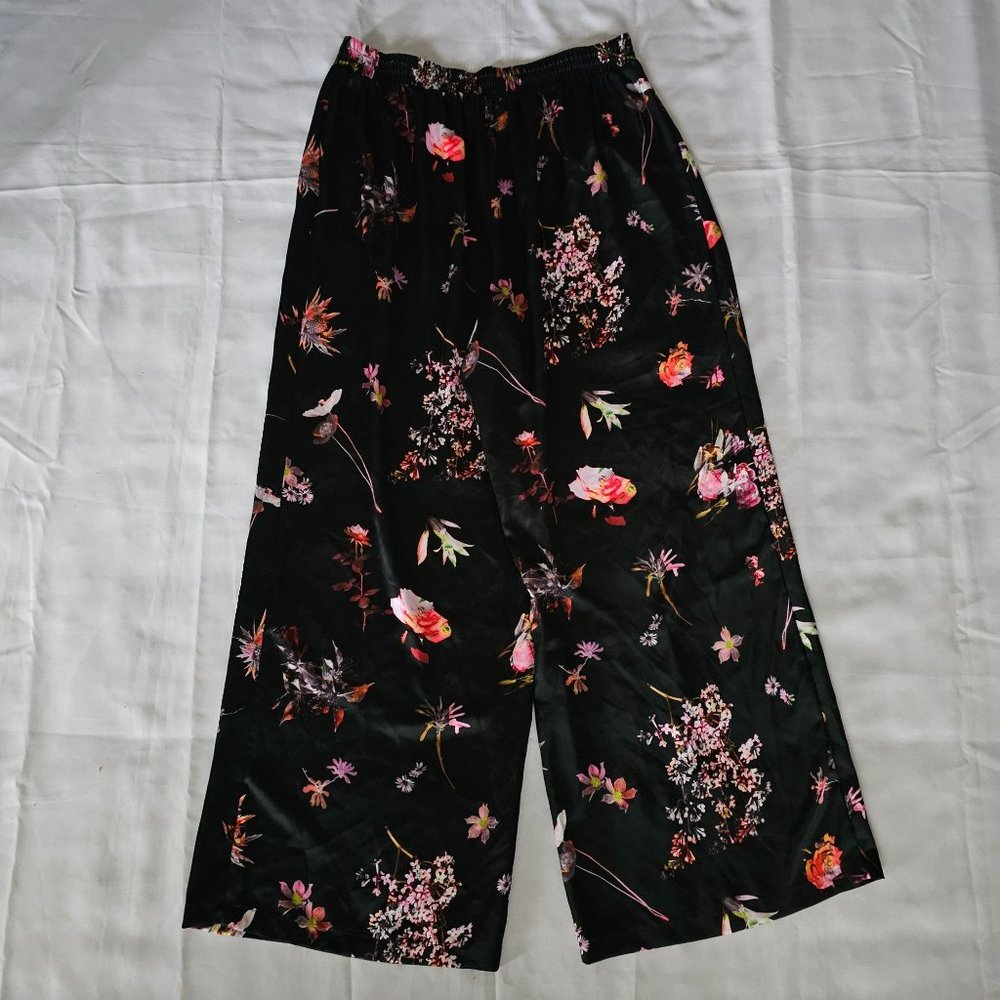 Victoria's Secret Women's Black Floral Satin Wide Leg Palazzo Pants Size XL NWT - Picture 5 of 14